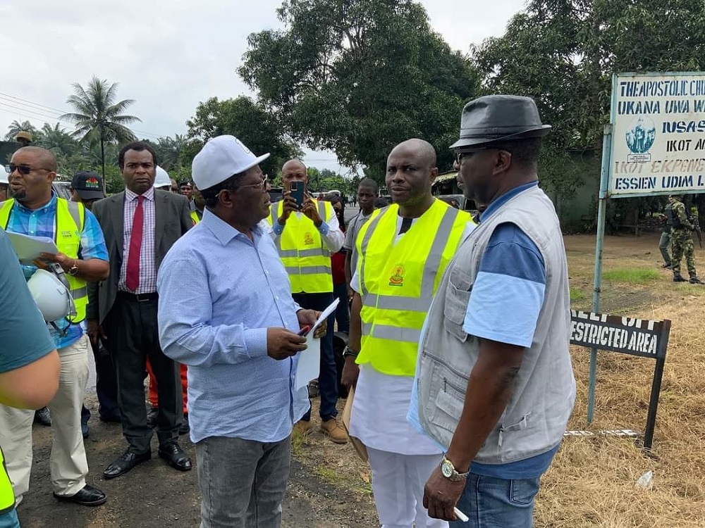 #Renewedhope…. The Honourable Minister, Federal Ministry of Works, H.E. Sen (Engr) David Nweze Umahi, CON during the inspection of the Rehabilitation and Dualization of Aba-Ikot Ekpene Road in Abia/Akwa States on the 21st September, 2023