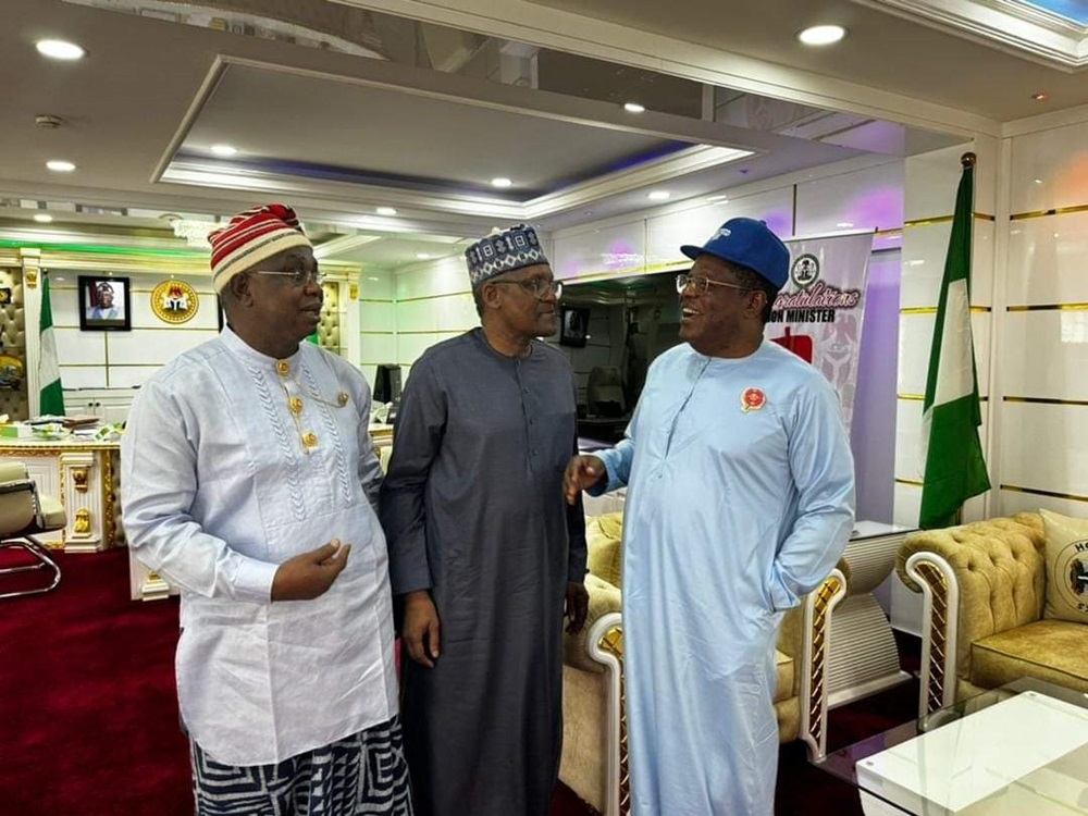 From right to left: H. E Sen. Engr. Nweze David Umahi, CON, Hon. Minister of Works; Alhaji Aliko Dangote, CEO Dangote Group of Companies: Sen. Sunny Ogbuoji, former Senator rep Ebonyi South Senatorial Zone, during their respective visit to the Hon. Minister of Works in his office  on  Saturday, 18th November, 2023.